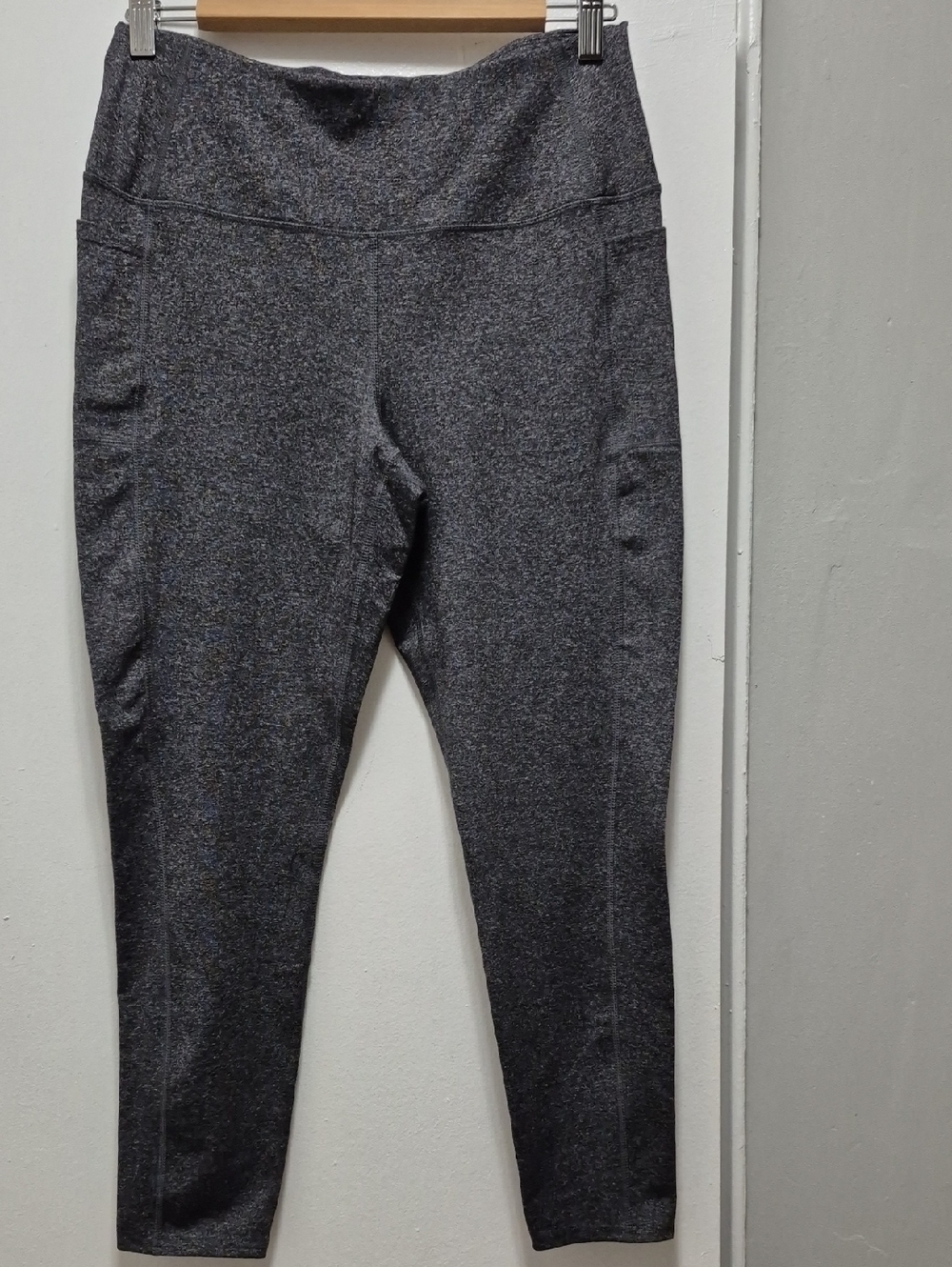 Skechers Women's Dark Gray Heathered Active Jogger Pants